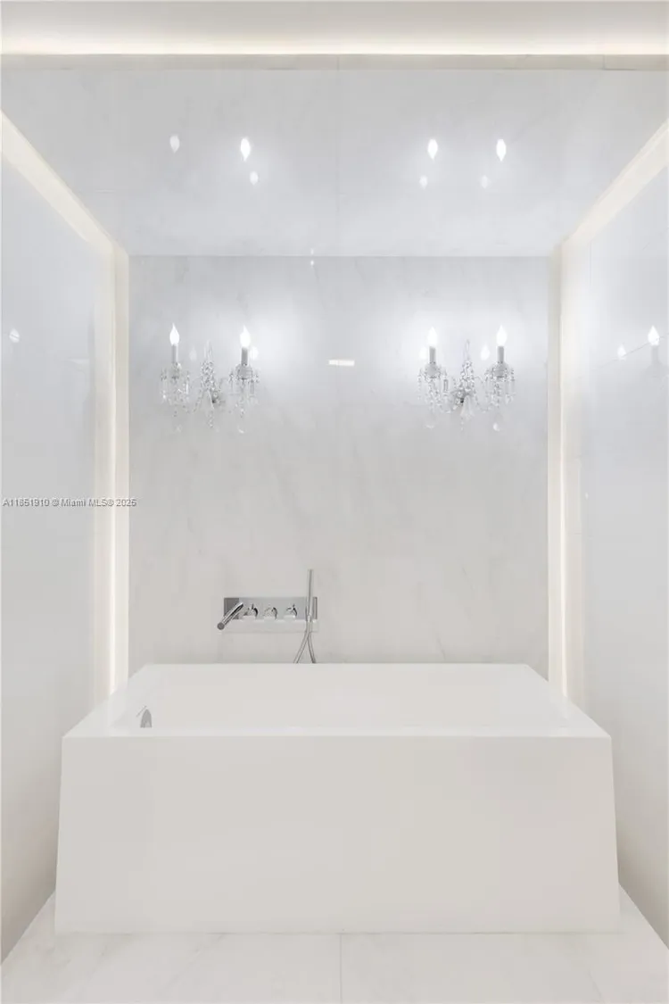 Jade Brickell #909 image #36