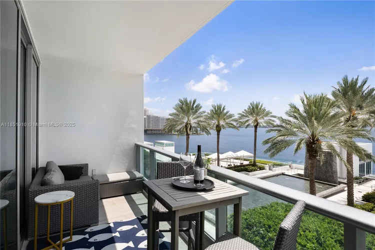 Jade Brickell #909 image #43