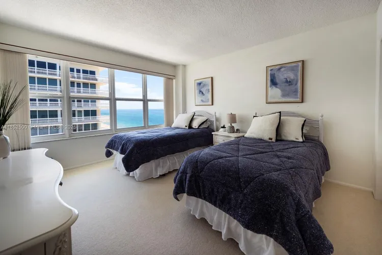 Ocean Summit #1603 image #15