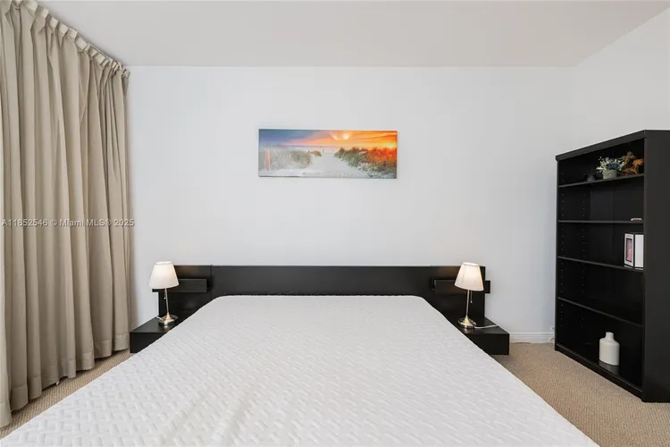 Duo Condo #1804W image #32