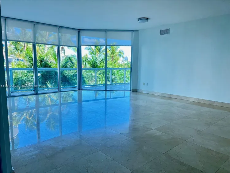 Atrium #1-606 image #11