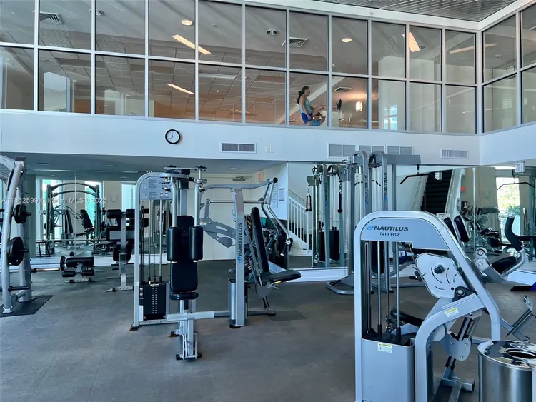 Atrium #1-606 image #42