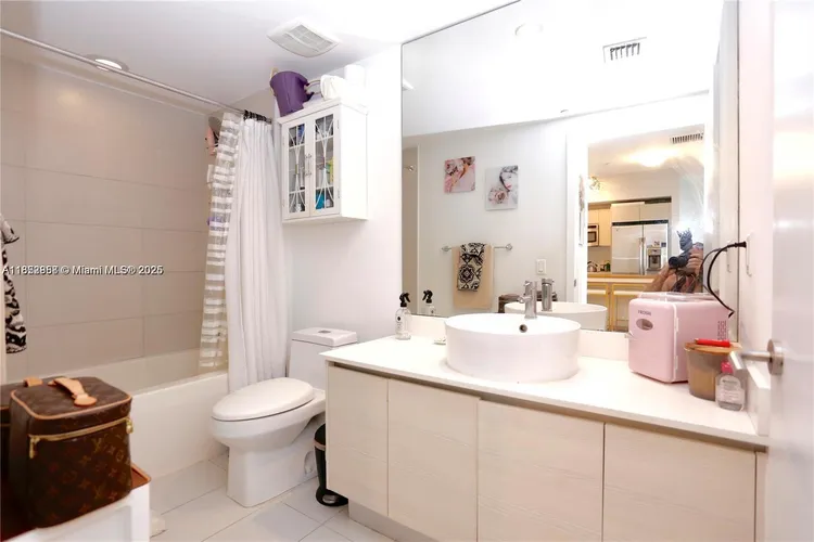 Baltus House #1512 image #10