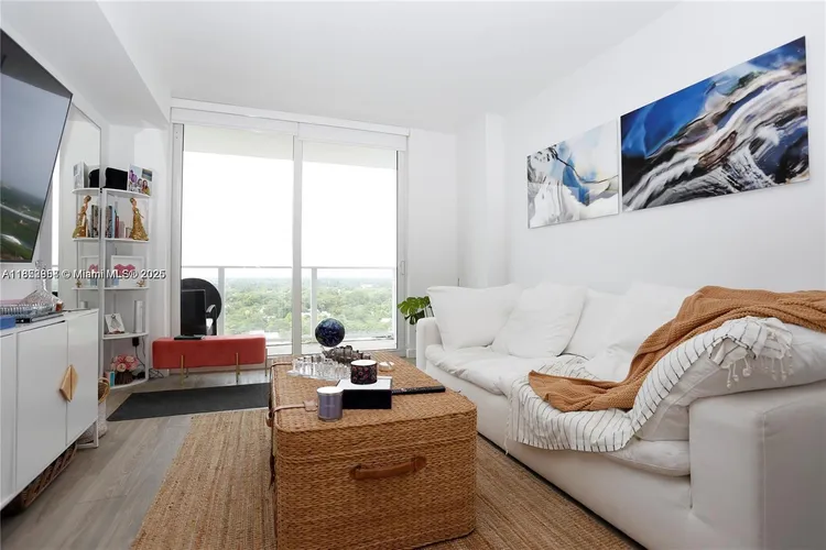 Baltus House #1512 image #6