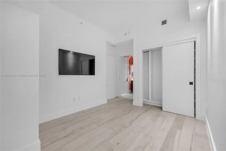 Gran Paraiso #4706 image #10