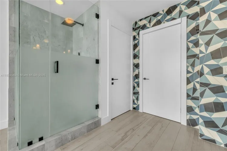 Gran Paraiso #4706 image #14