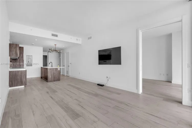 Gran Paraiso #4706 image #6