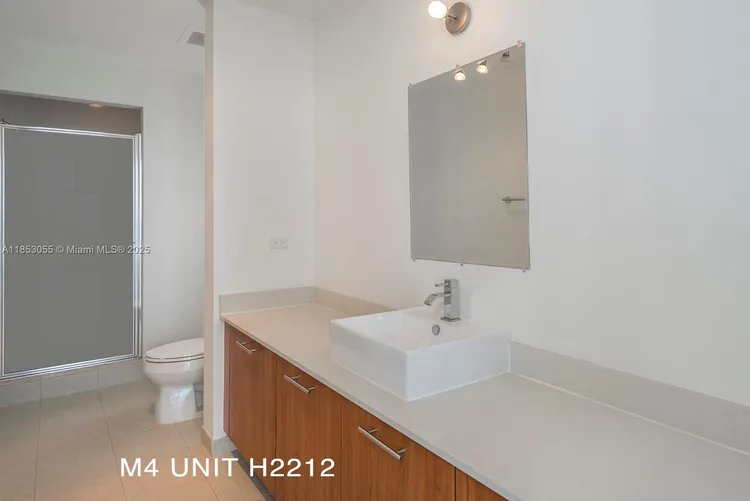 Midtown 4 #H2212 image #8