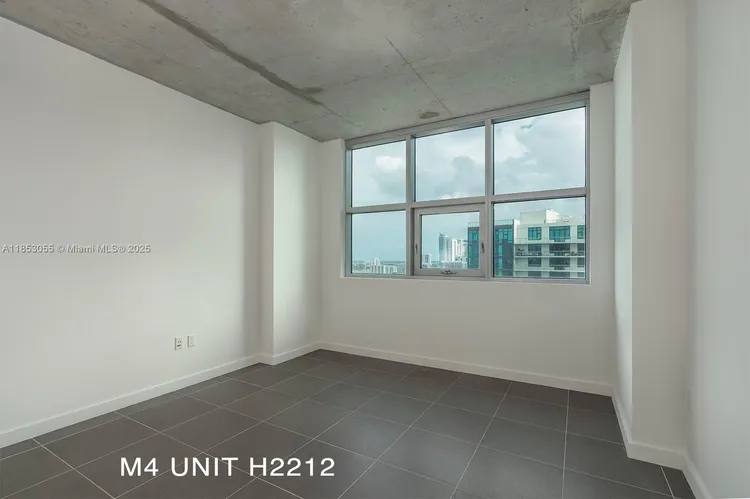 Midtown 4 #H2212 image #9