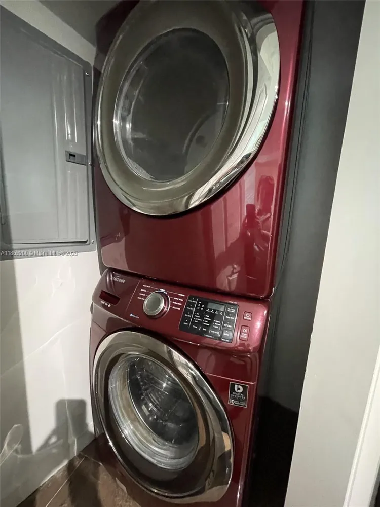 Quantum on the Bay #2112 image #6