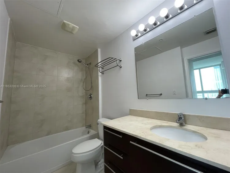 Quantum on the Bay #2112 image #9