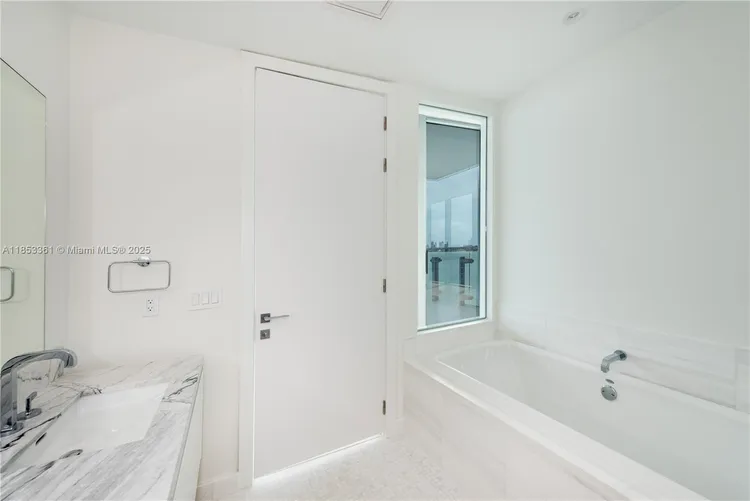 Missoni Baia #903 image #20