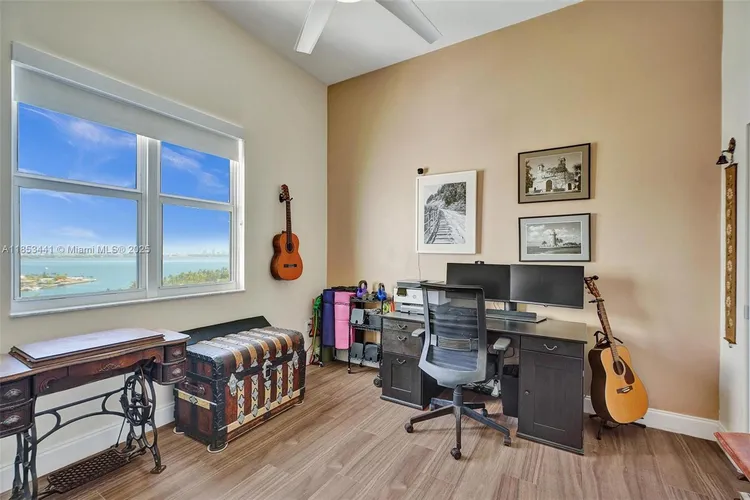 360 Condo #PH15 image #34