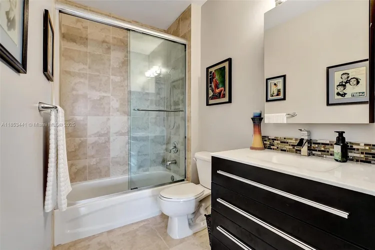 360 Condo #PH15 image #37