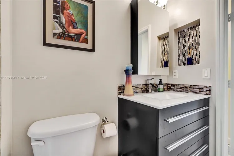 360 Condo #PH15 image #39