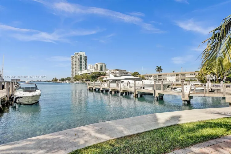 360 Condo #PH15 image #77