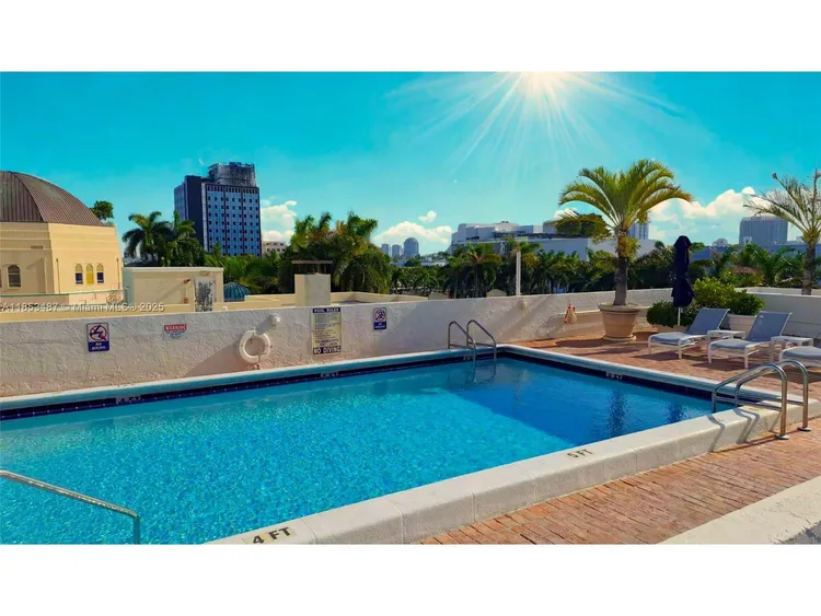 Parc Plaza #6F image #33