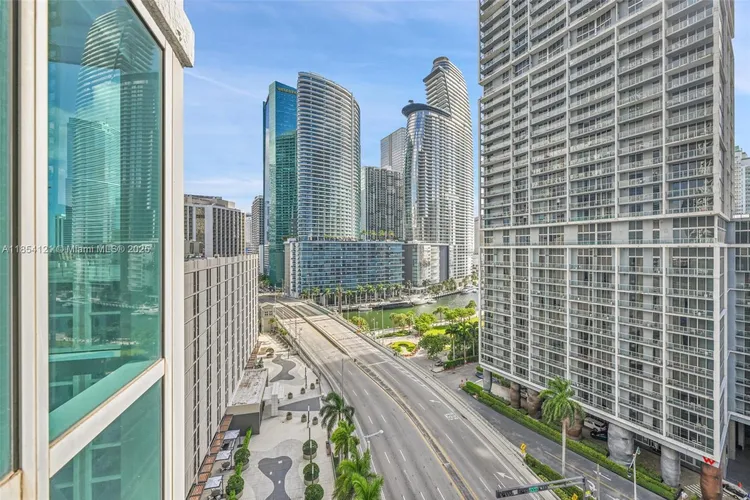500 Brickell #1401 image #12
