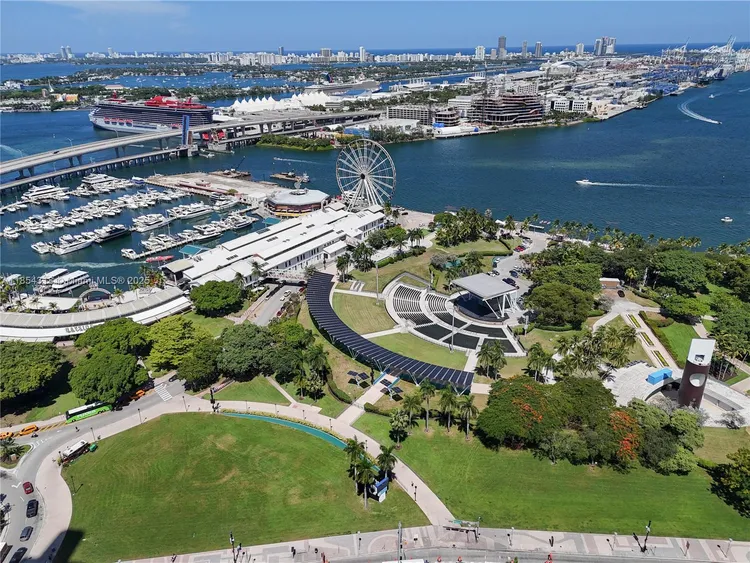 YotelPad #2209 image #23