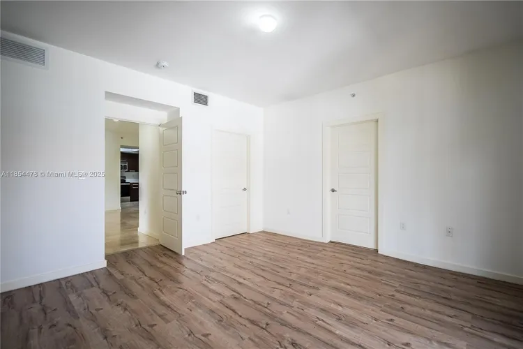 Majorca 300 #305 image #14