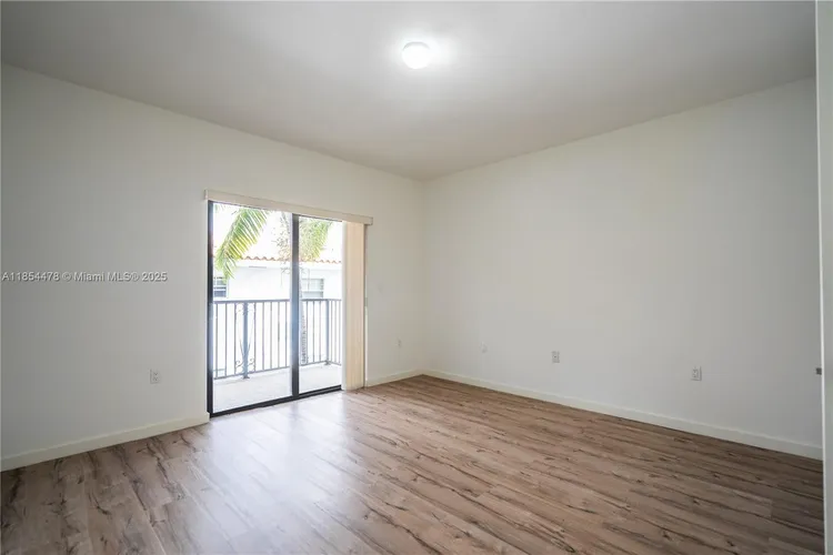 Majorca 300 #305 image #16