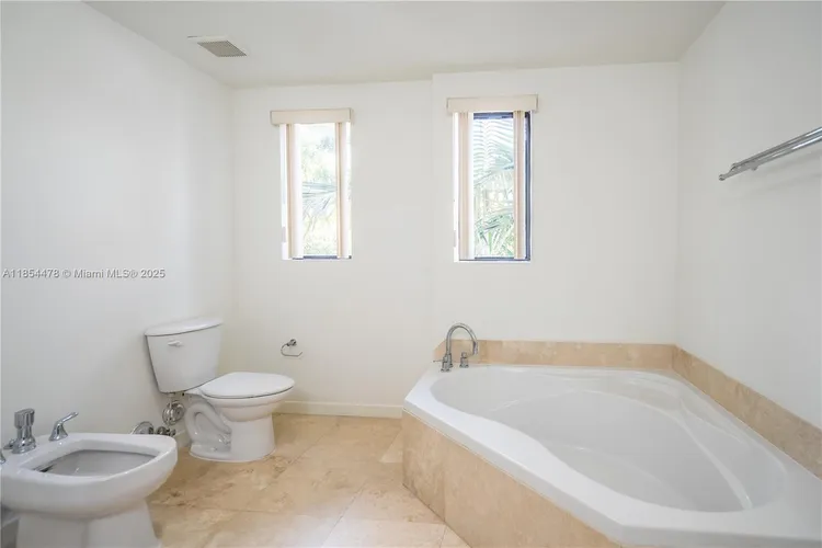 Majorca 300 #305 image #19