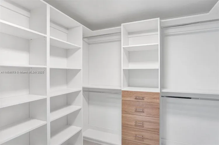 Brickell Flatiron #4710 image #9