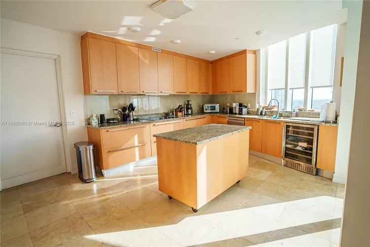 Trump Tower 2 #1104 image #10