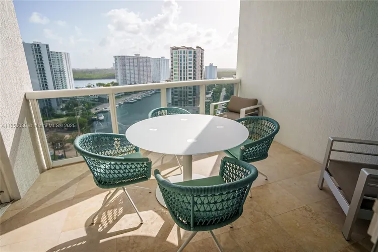 Trump Tower 2 #1104 image #15