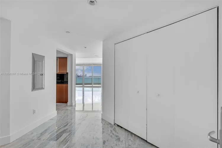 Jade Brickell #1201 image #20