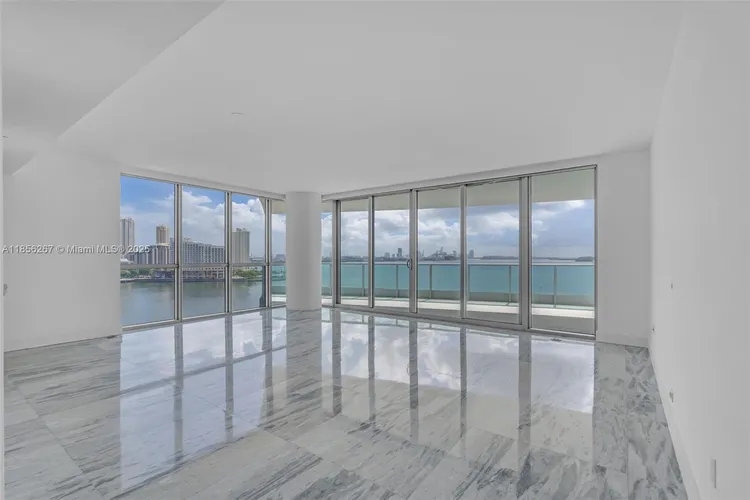 Jade Brickell #1201 image #6