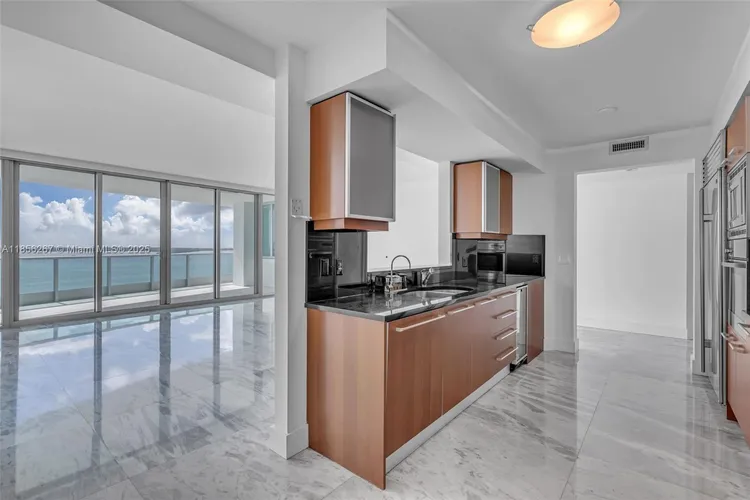 Jade Brickell #1201 image #9