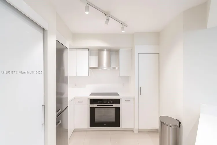 The Waverly at Surfside #624 image #7