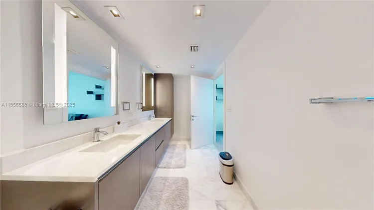 Echo Brickell #1502 image #11