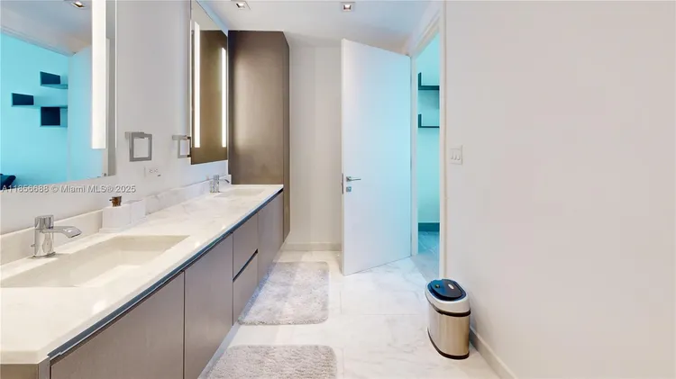 Echo Brickell #1502 image #12