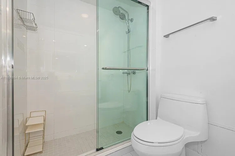 Roney Palace #841 image #25