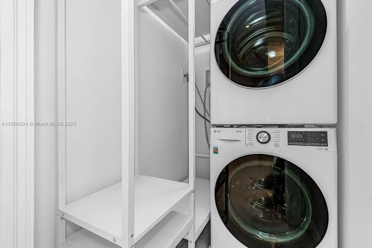 Roney Palace #841 image #26