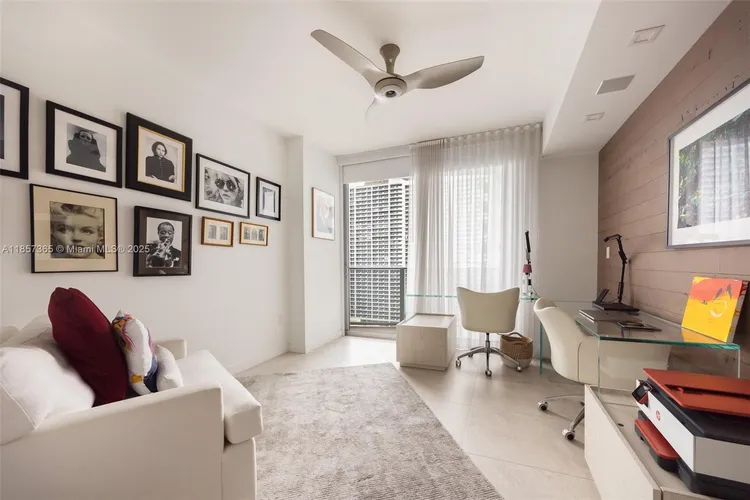 Aria on the Bay #1912 image #13