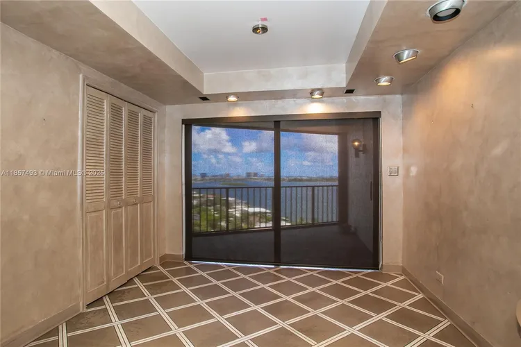 Cricket Club Miami #1803 image #10