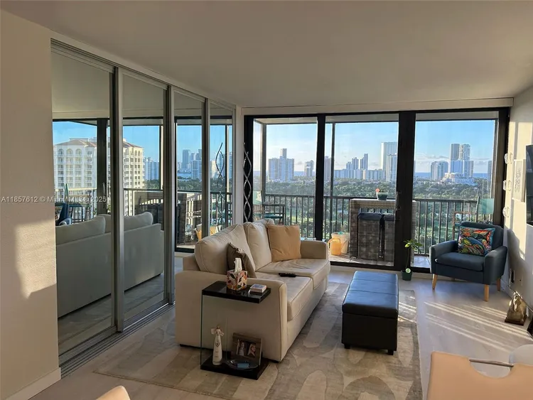 Coronado #1808 image #11