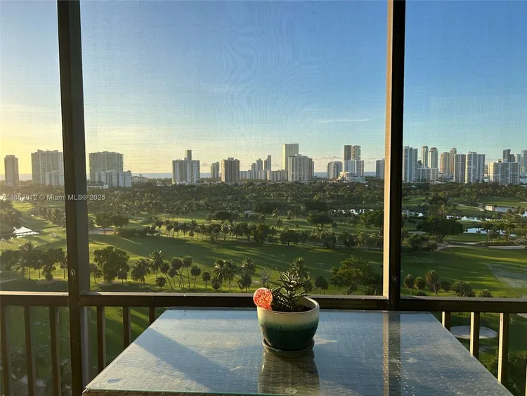 Coronado #1808 image #13