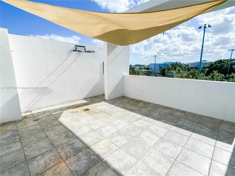 Avanti Miami Beach #163-5 image #18