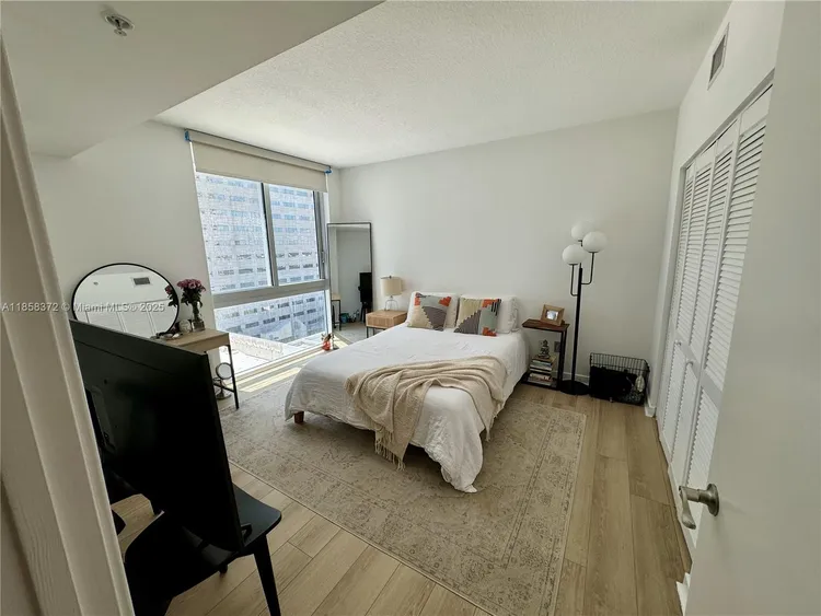 One Miami #1601 image #14