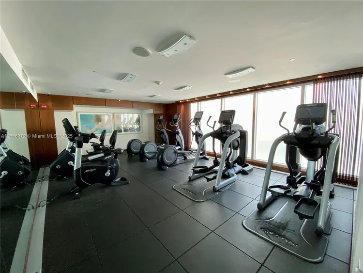 One Miami #1601 image #17