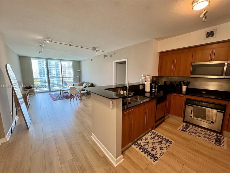 One Miami #1601 image #7