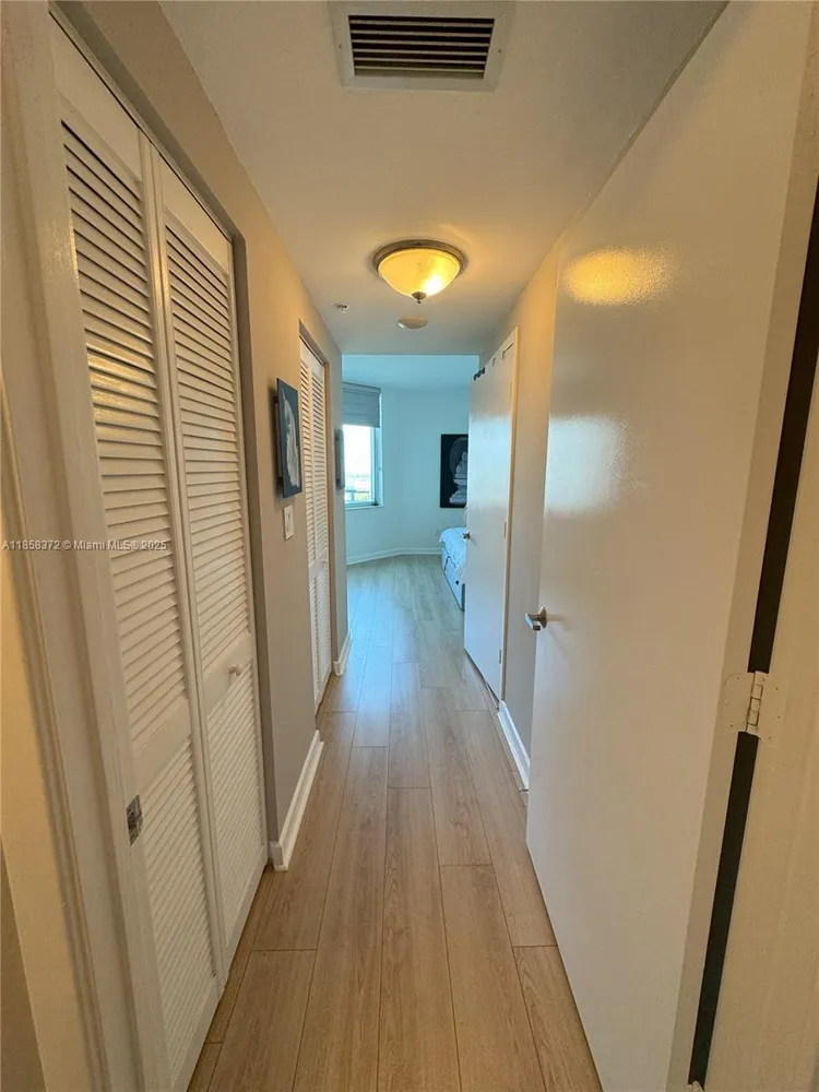 One Miami #1601 image #8