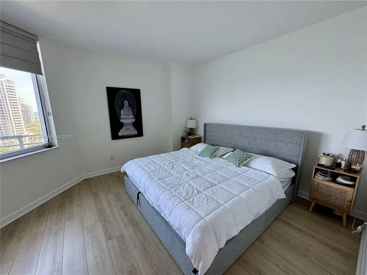 One Miami #1601 image #9