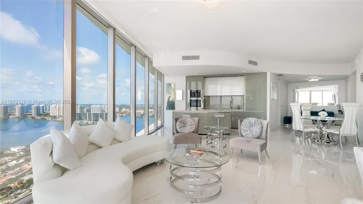 Residences by Armani Casa #3504 image #17