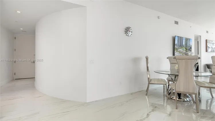 Residences by Armani Casa #3504 image #28