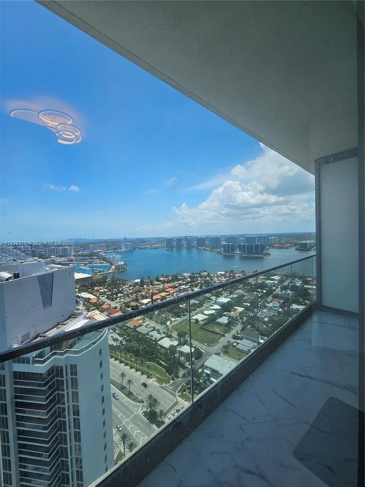 Residences by Armani Casa #3504 image #43